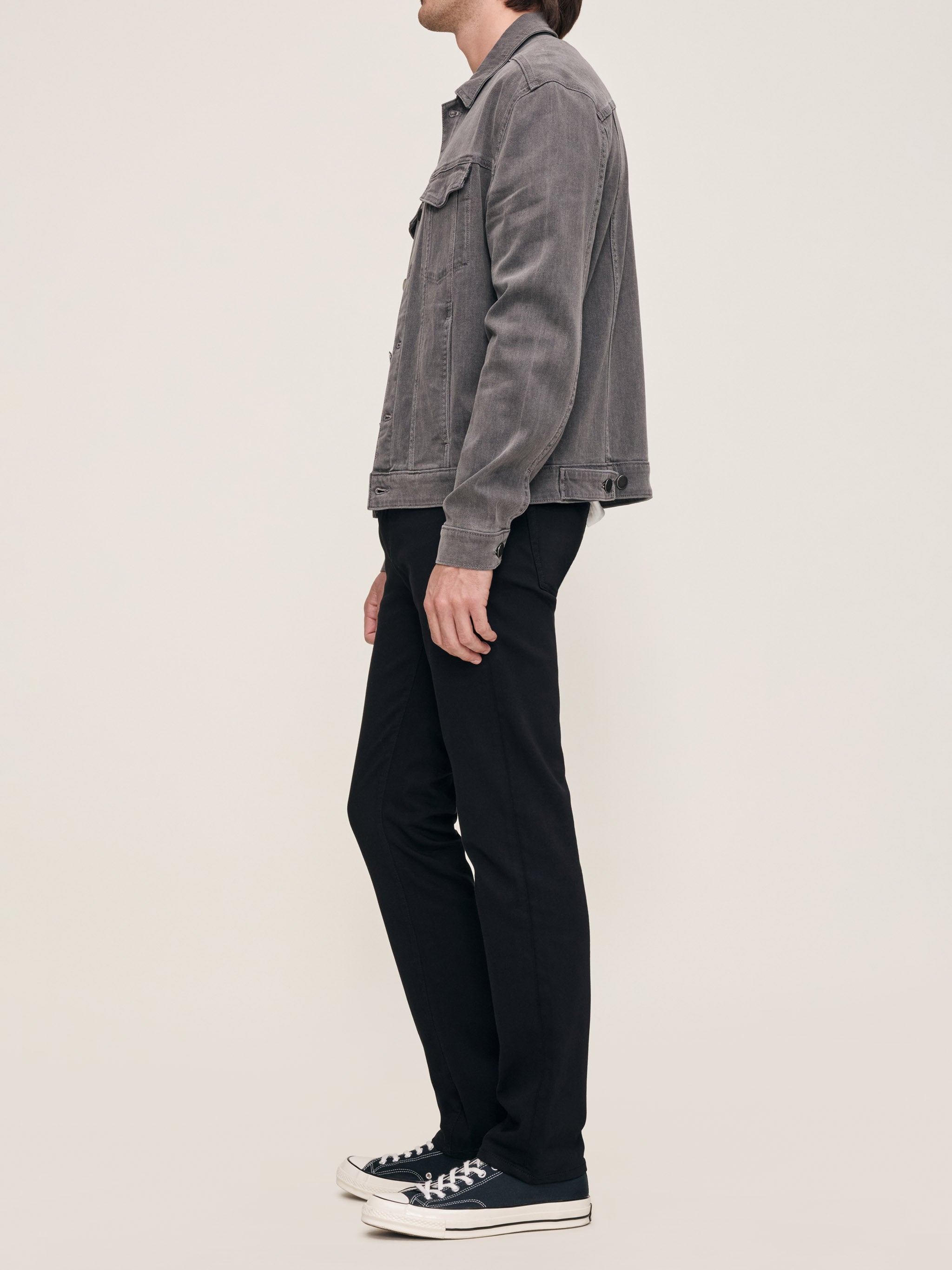 Russell Slim Straight Jeans | Cavern (Black)