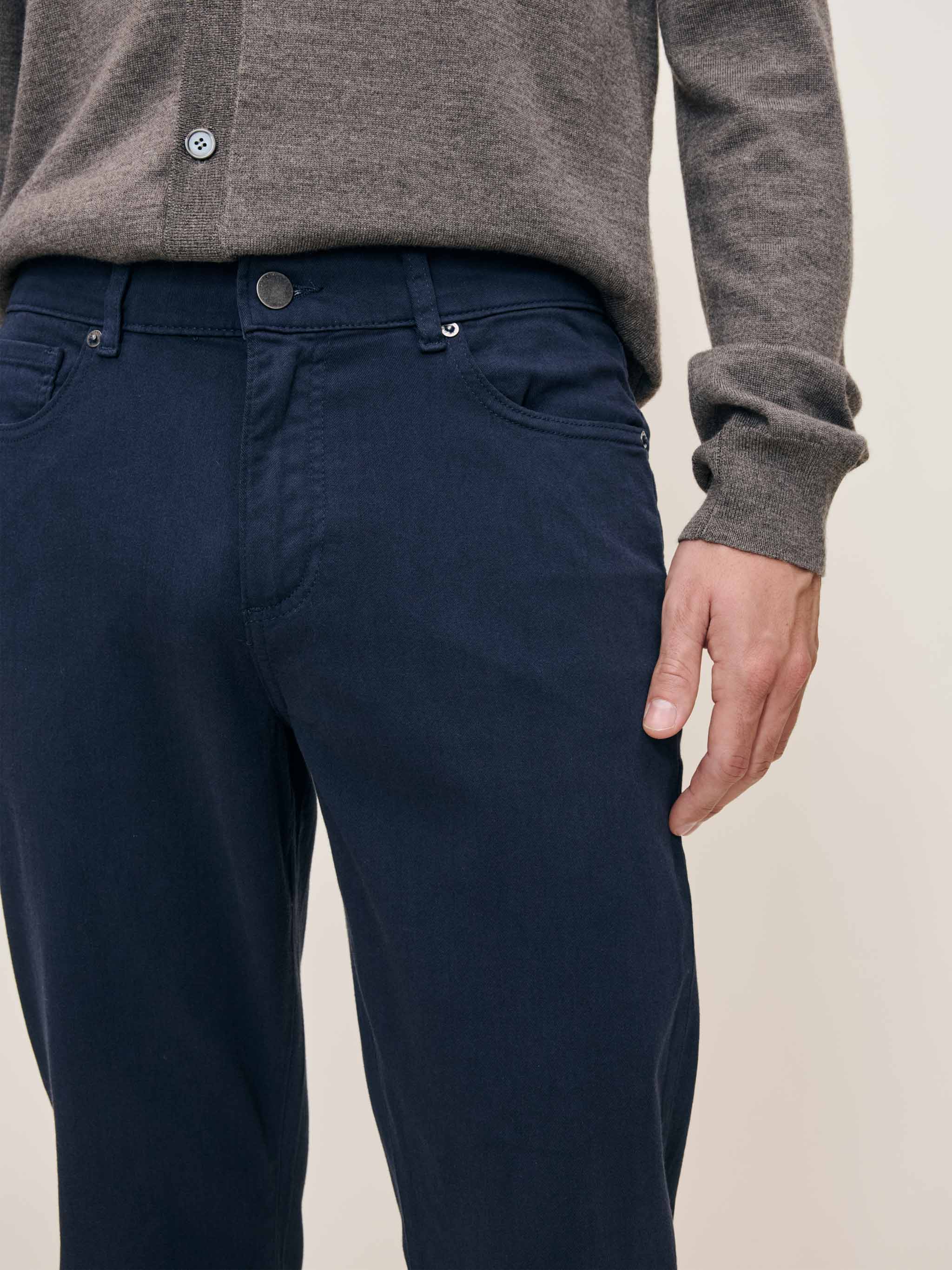 Russell Slim Straight Jeans | Classic Navy