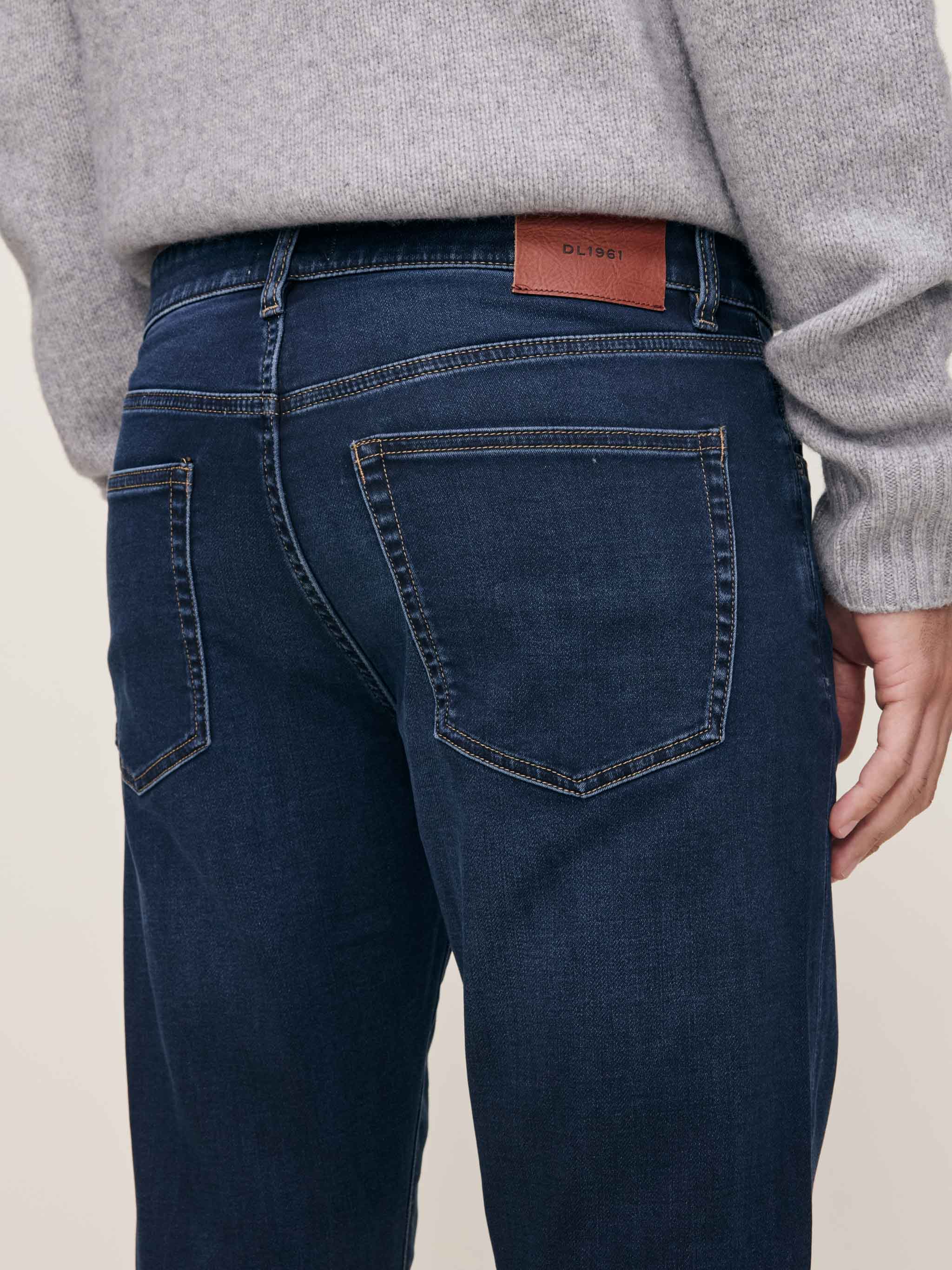 Russell Slim Straight Jeans | Newport