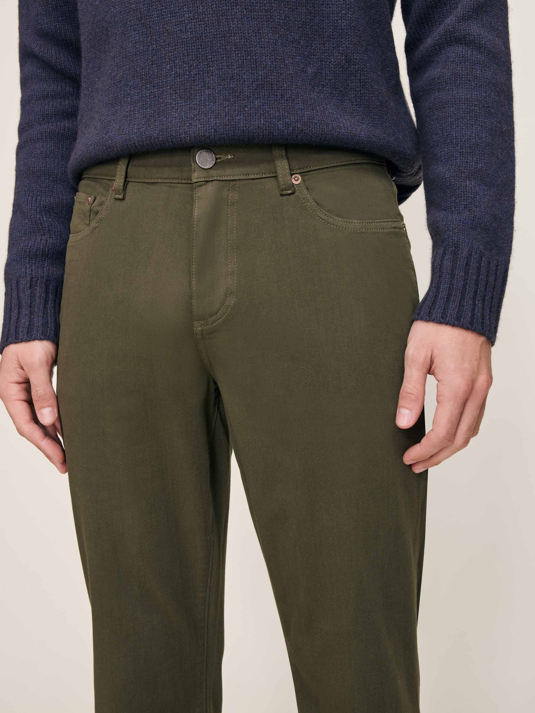 Russell Slim Straight Pants | Forest
