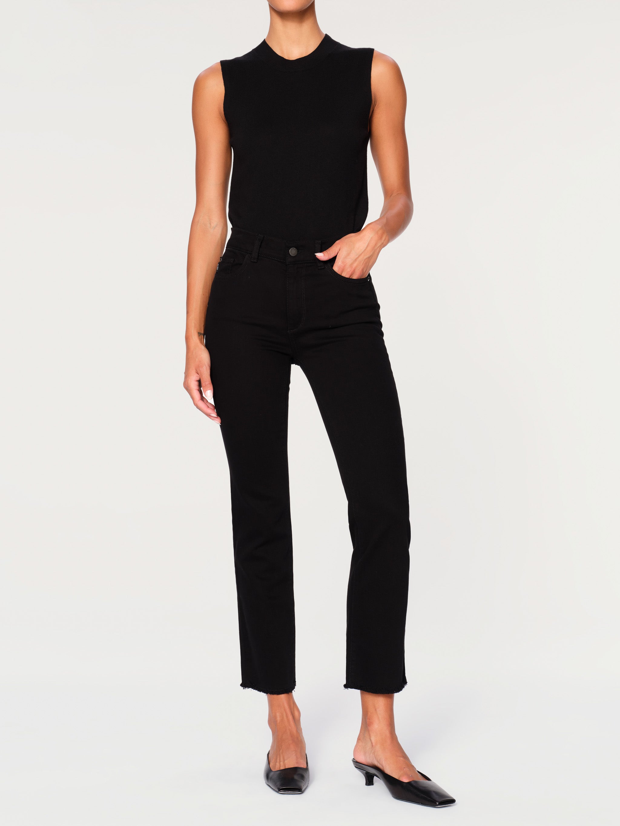 Mara Straight Mid Rise Instasculpt™ Ankle Jeans | Black Peached Raw