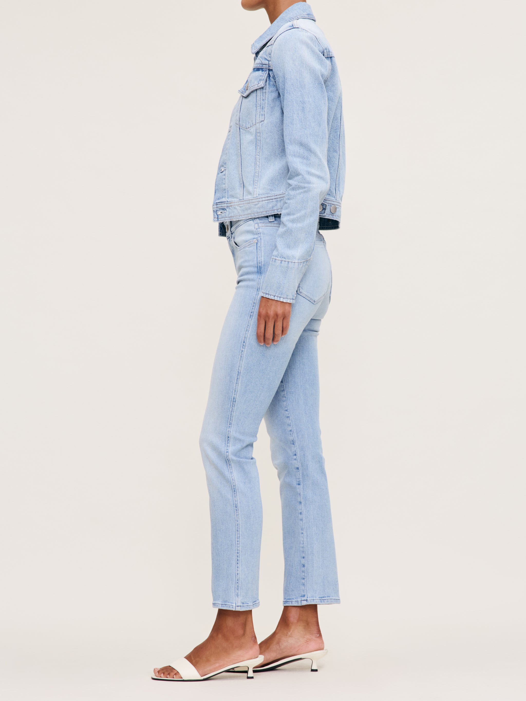 Mara Straight Mid Rise Instasculpt™ Ankle Jeans | Atlantic