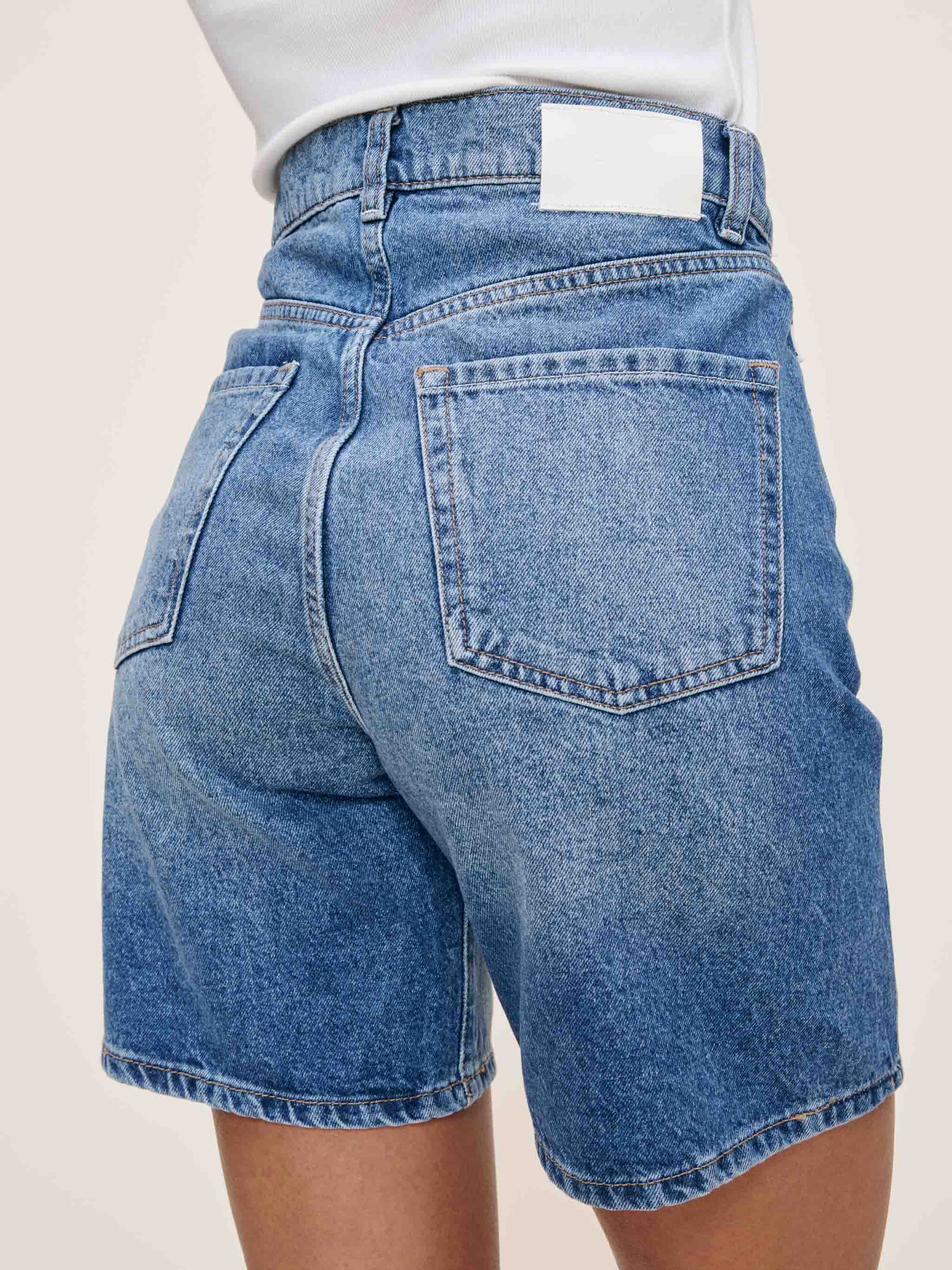 women's barrel blue jean