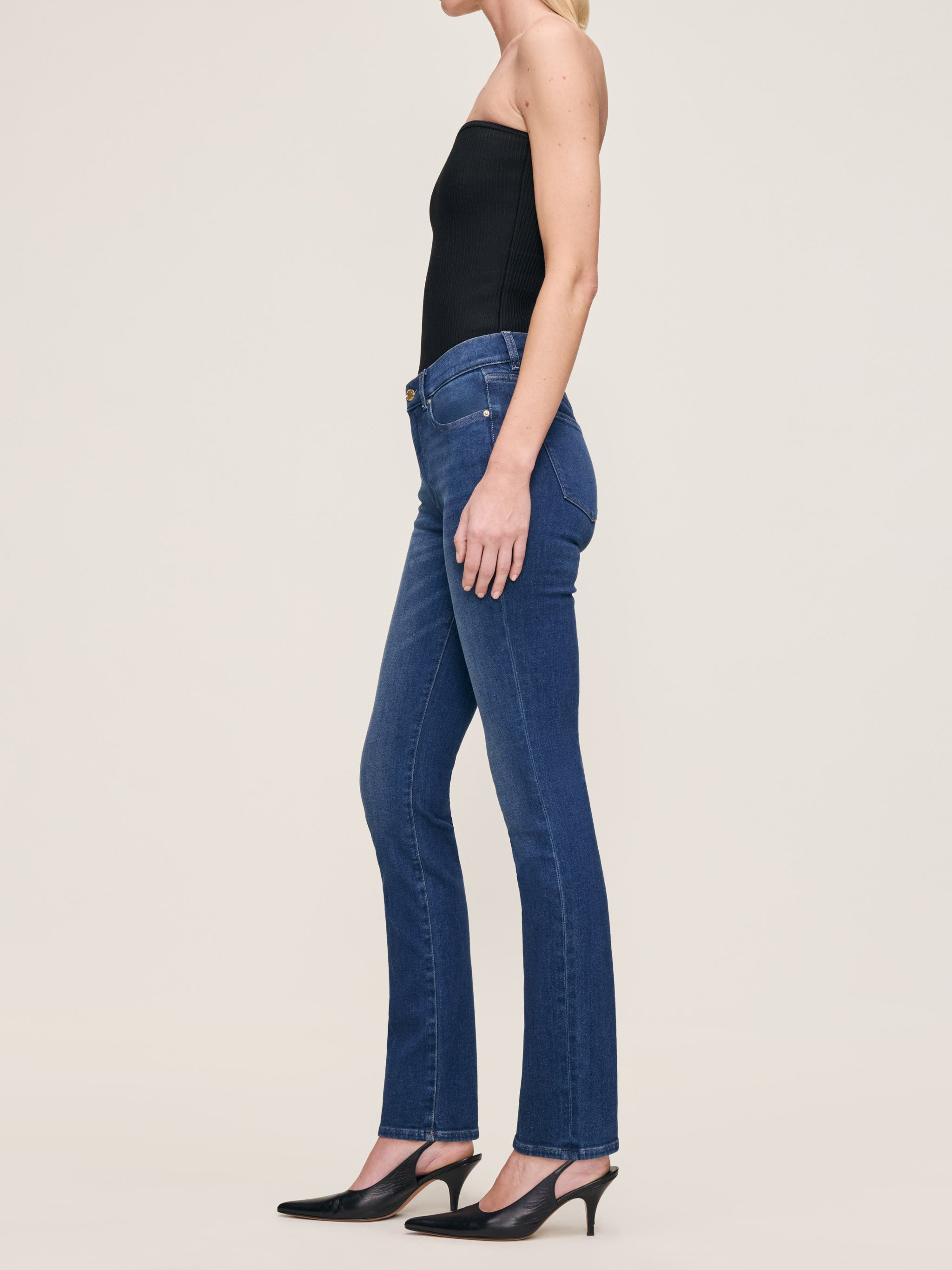 Mara Straight Mid Rise Instasculpt™ 31