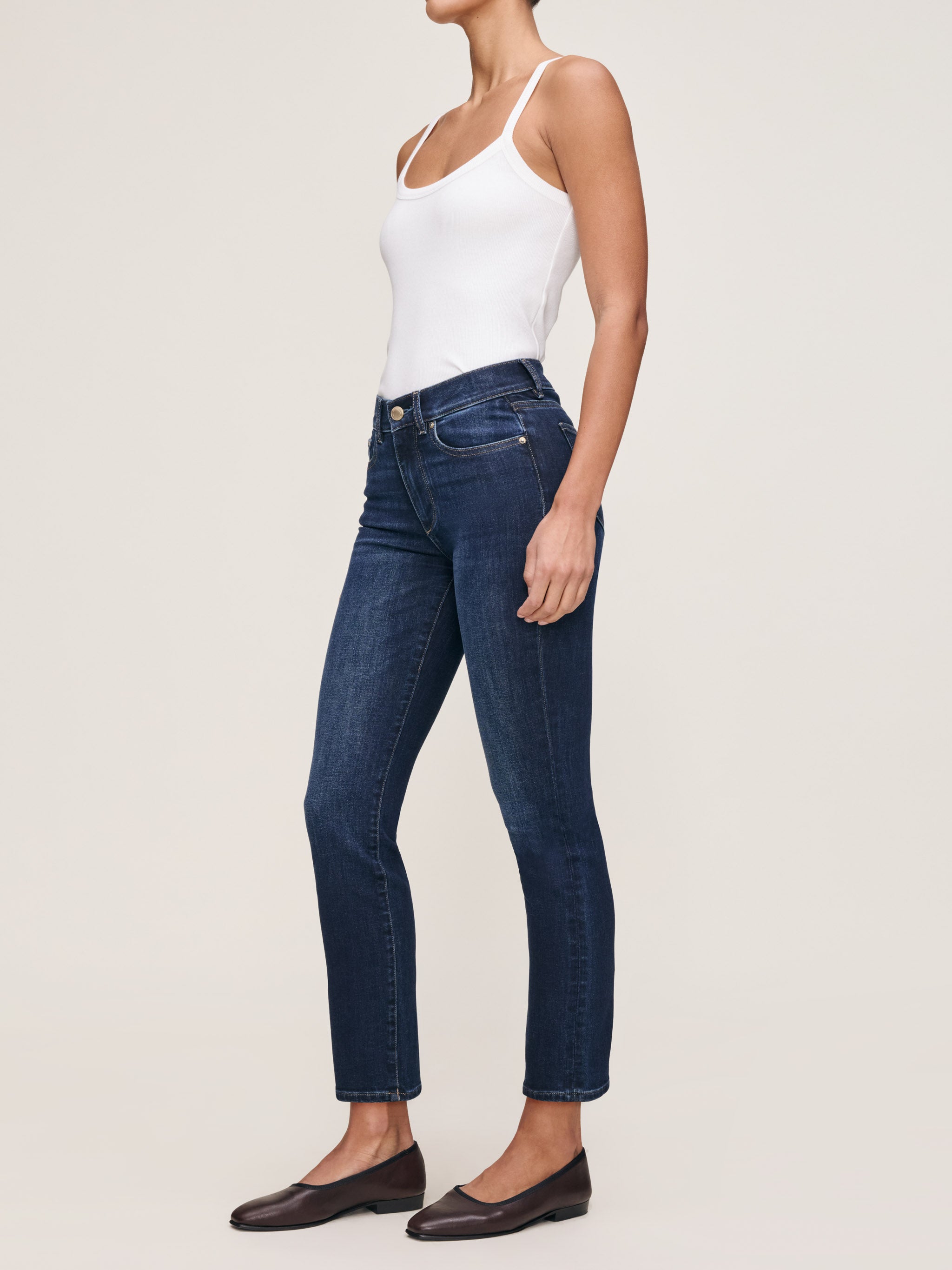 women's tank white