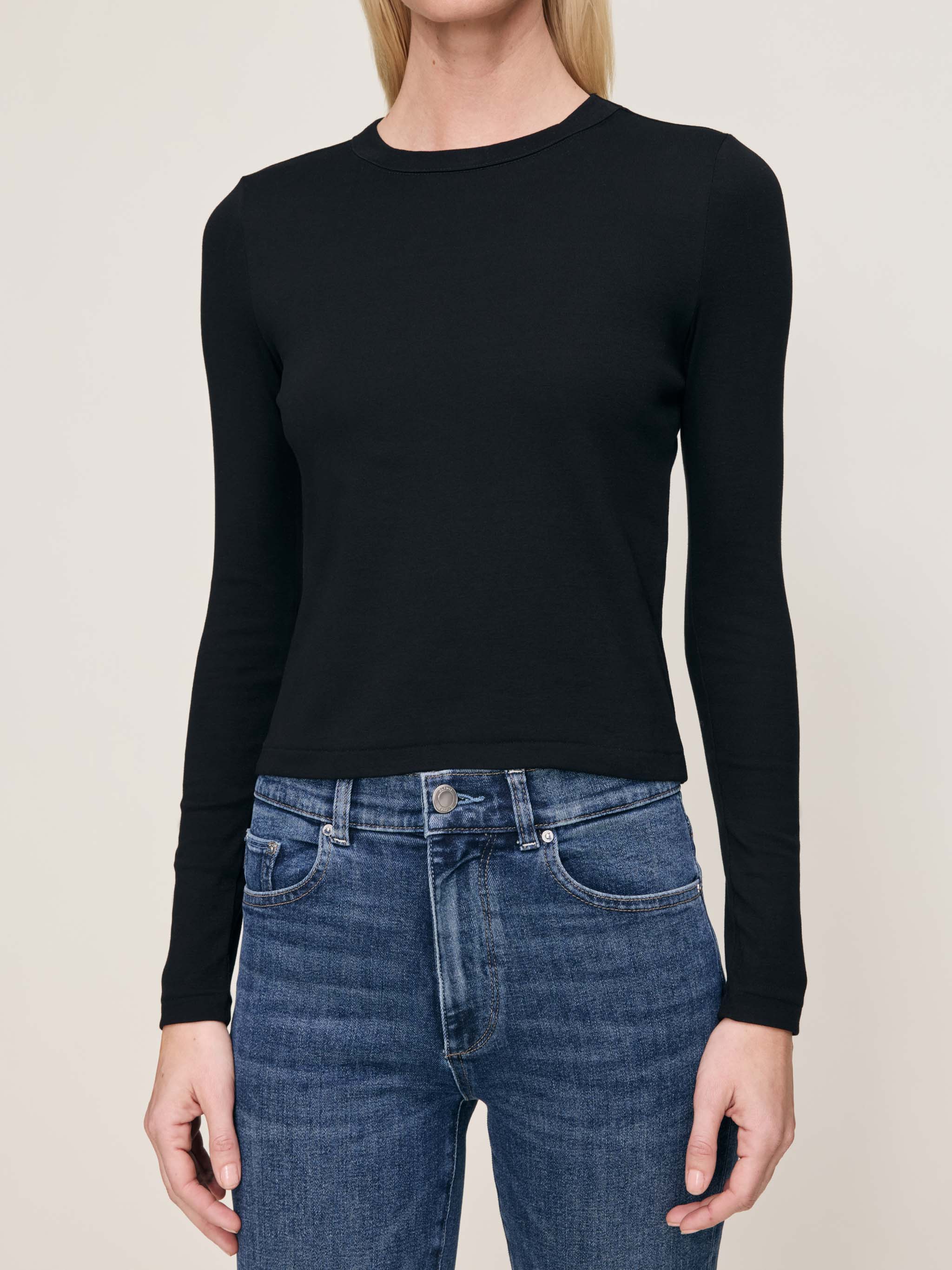 women's black tee