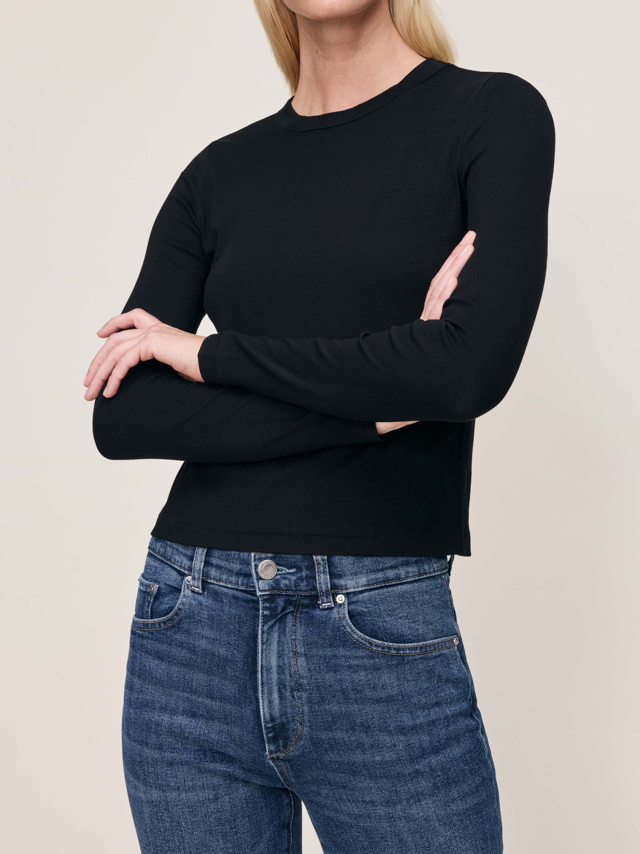 women's black tee
