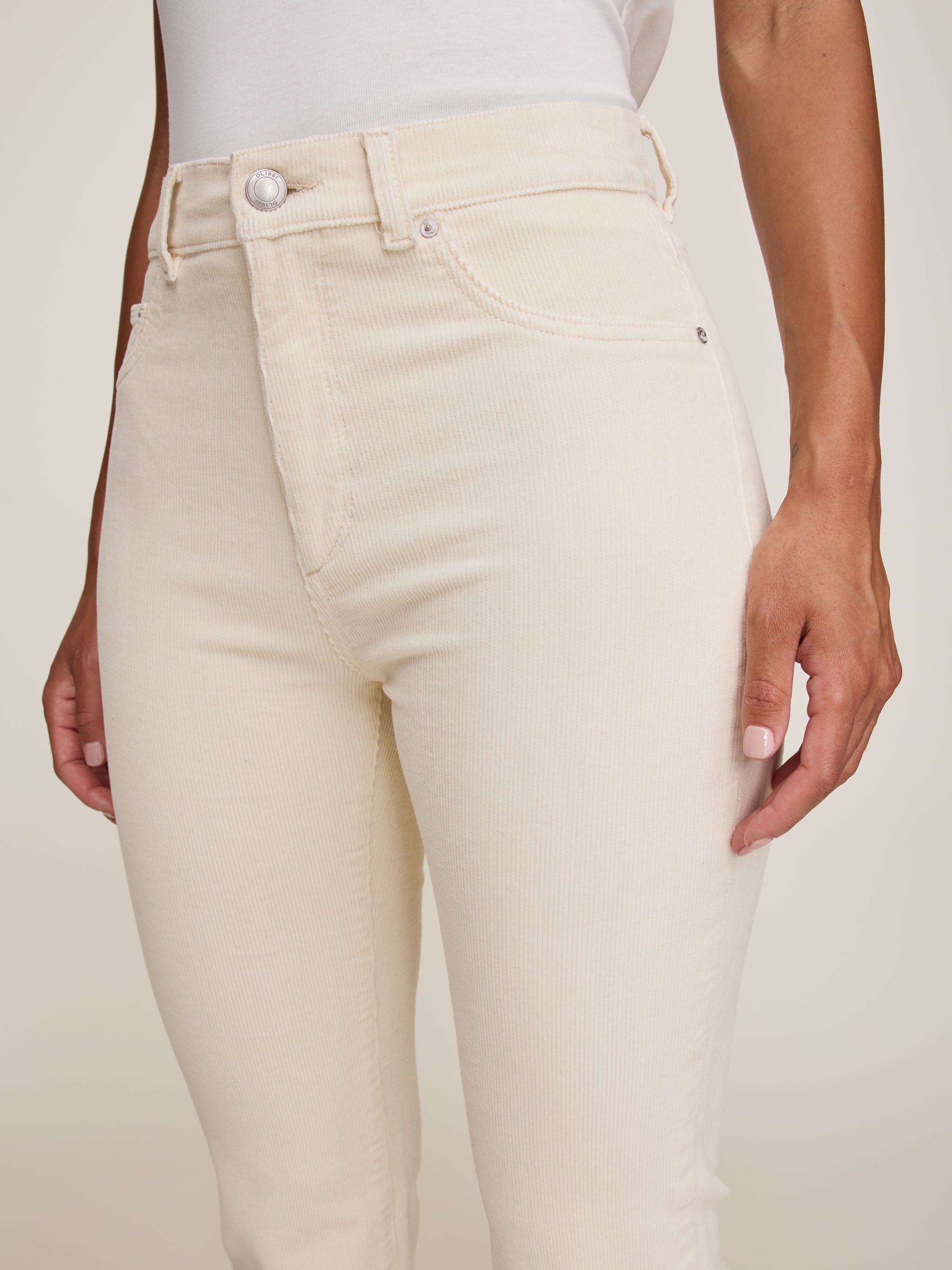 Patti Straight High Rise Ankle Jeans | Manilla