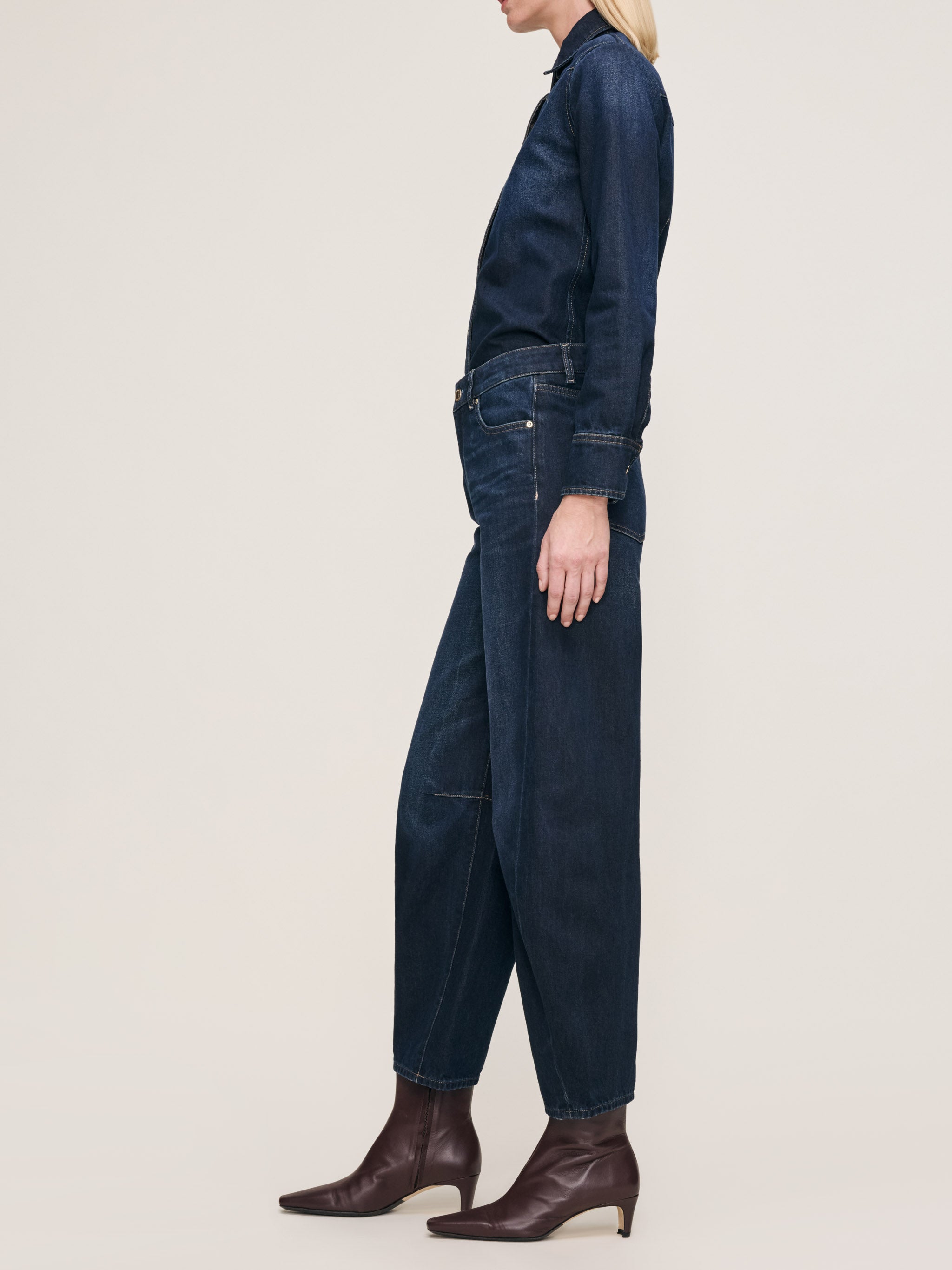 women's straight blue jean