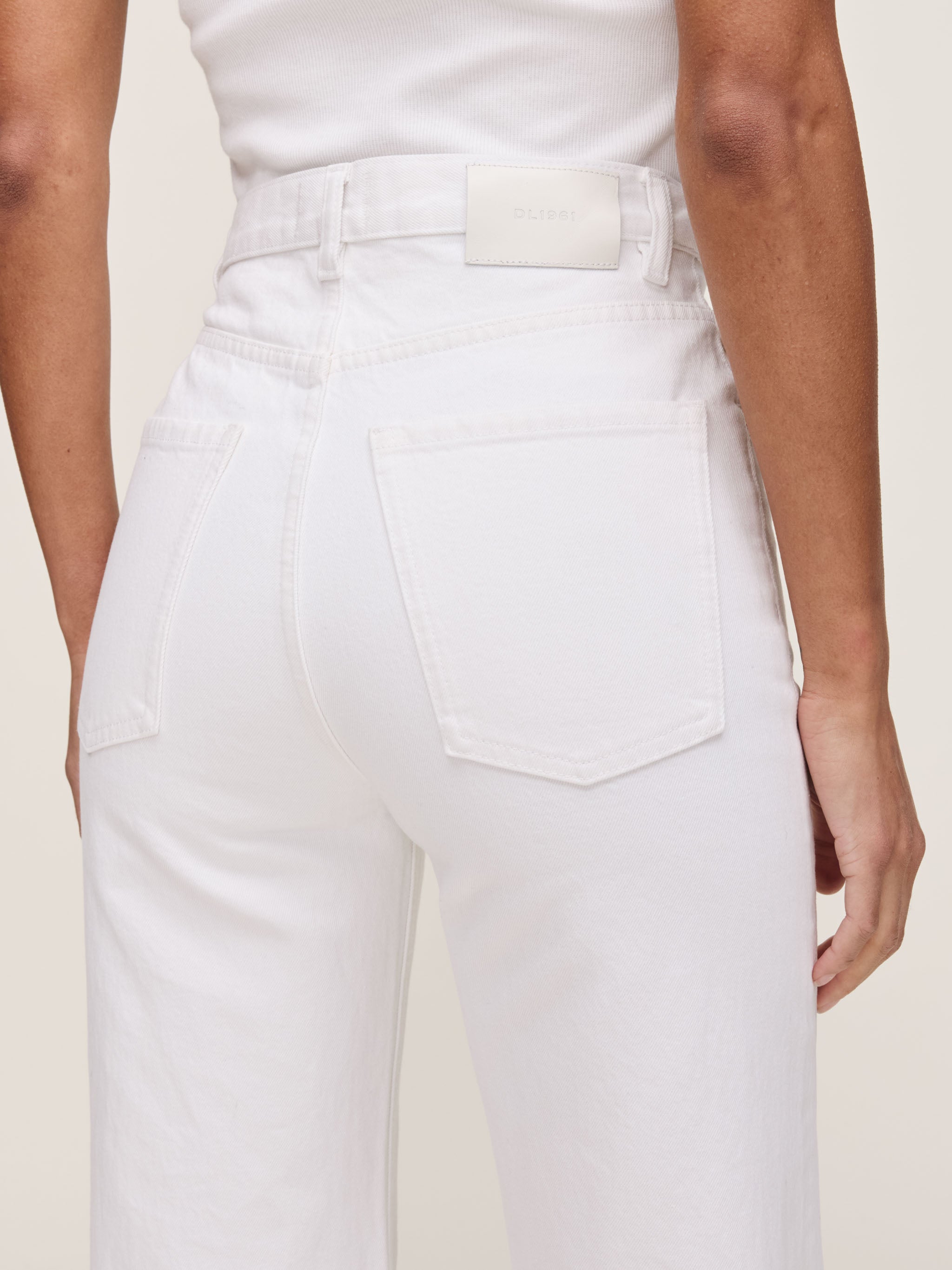 women's straight white jeans