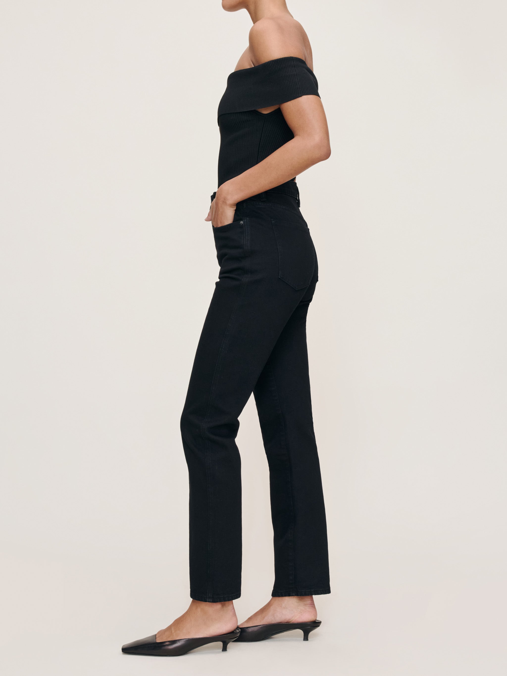 women's cigarette black jeans