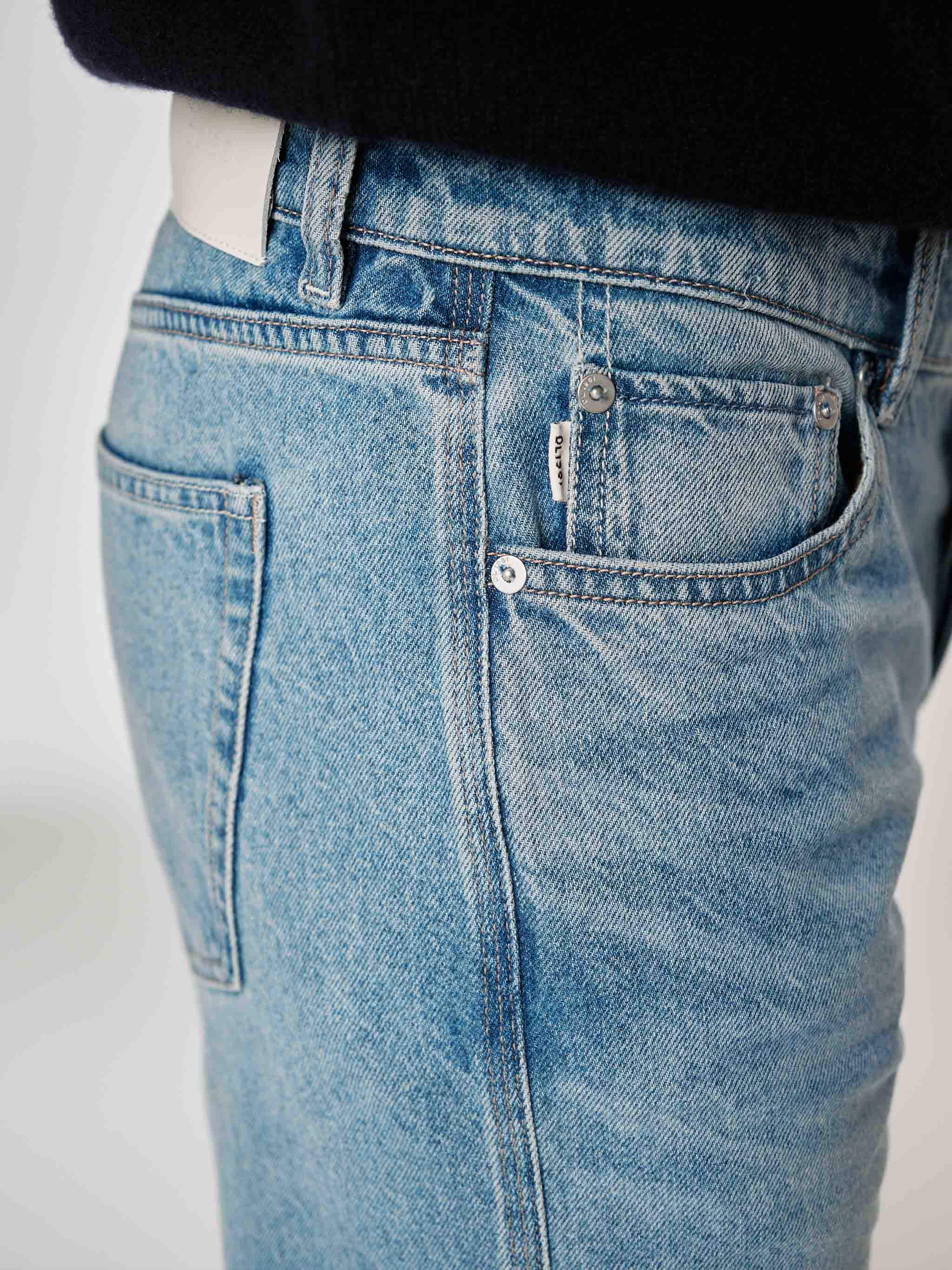Russell Rigid Slim Straight Jeans | Weston