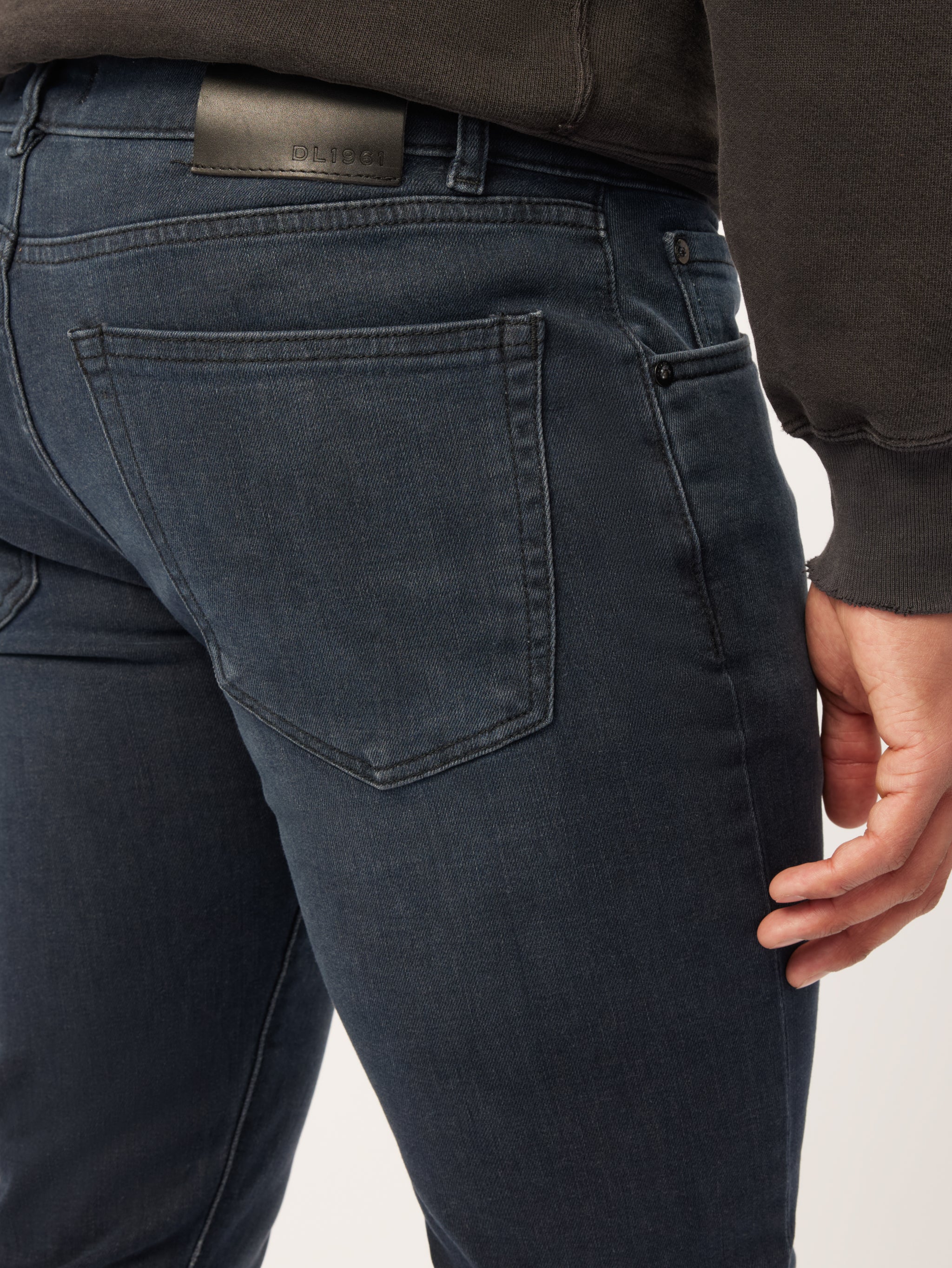 Hunter Skinny | Presage (Dark Indigo)
