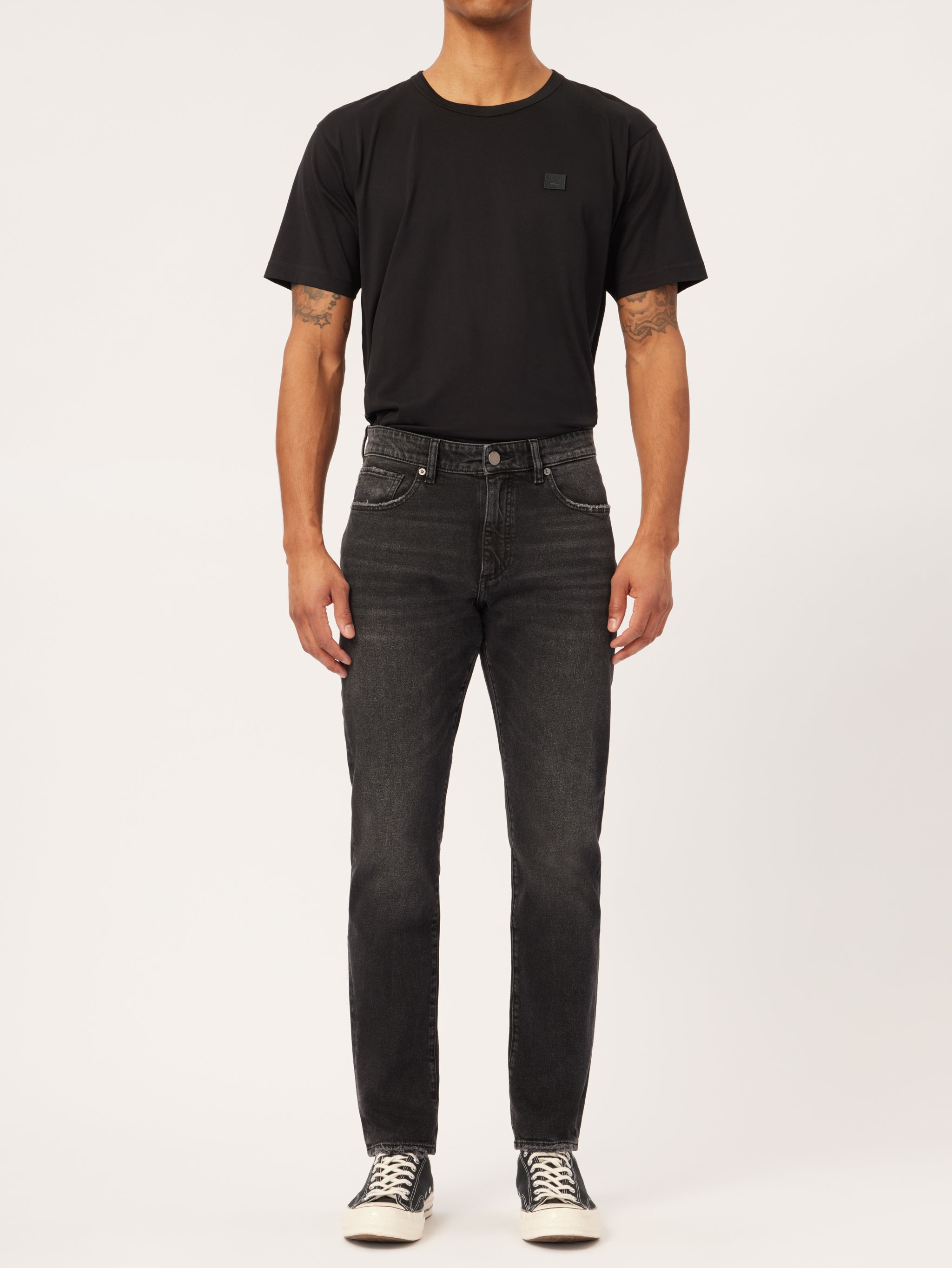 Theo Relaxed Tapered Jeans | Nightshade