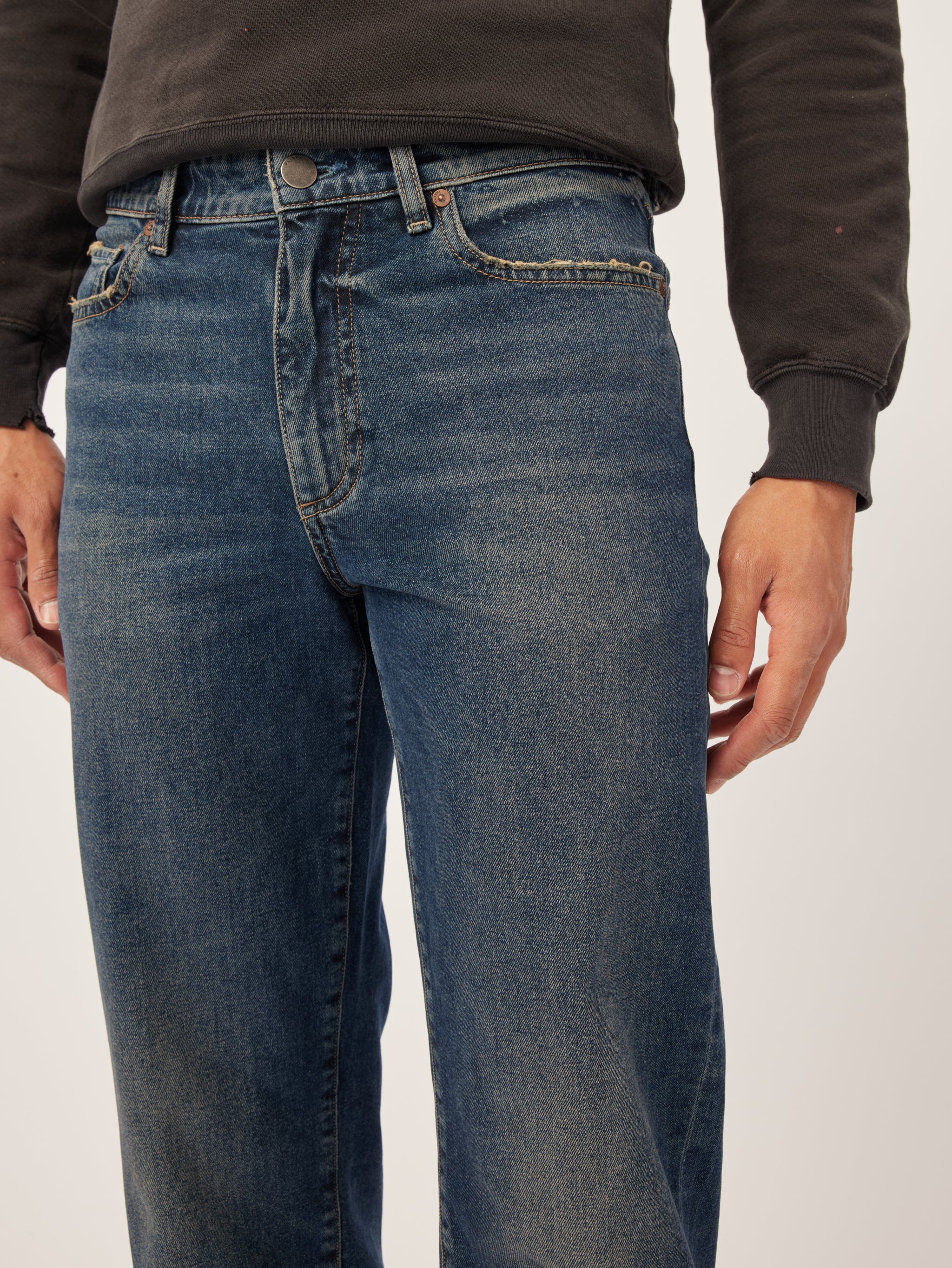 Kurt Loose Straight Jeans | Broadbay
