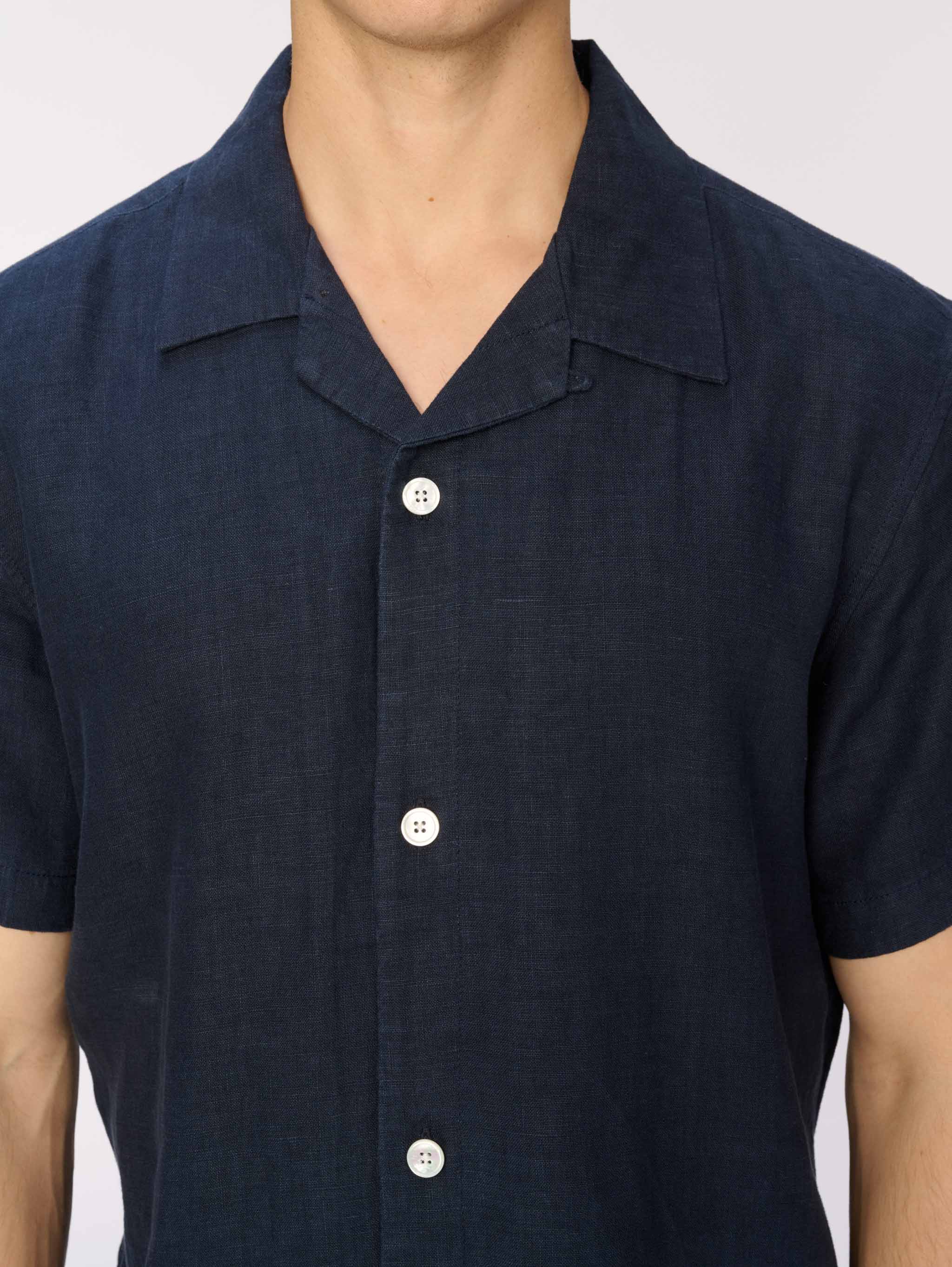 Hugh Shirt | Classic Navy Linen