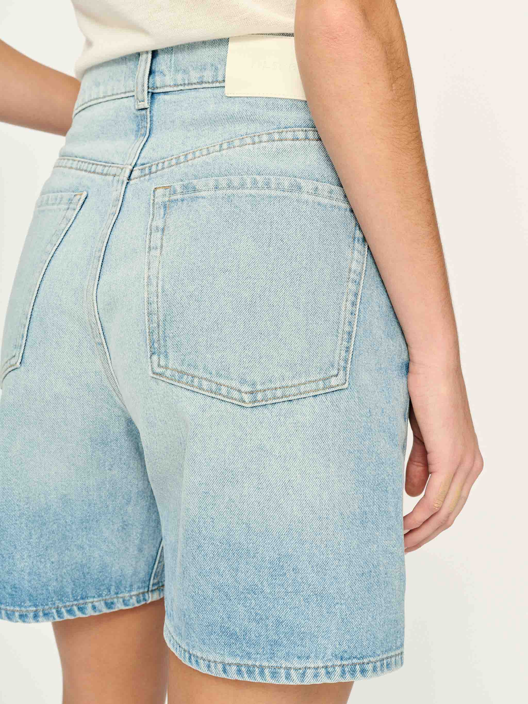 Dl1961 Premium Denim Women s Taylor Ultra High Rise Denim Shorts Vintage Light Size 25