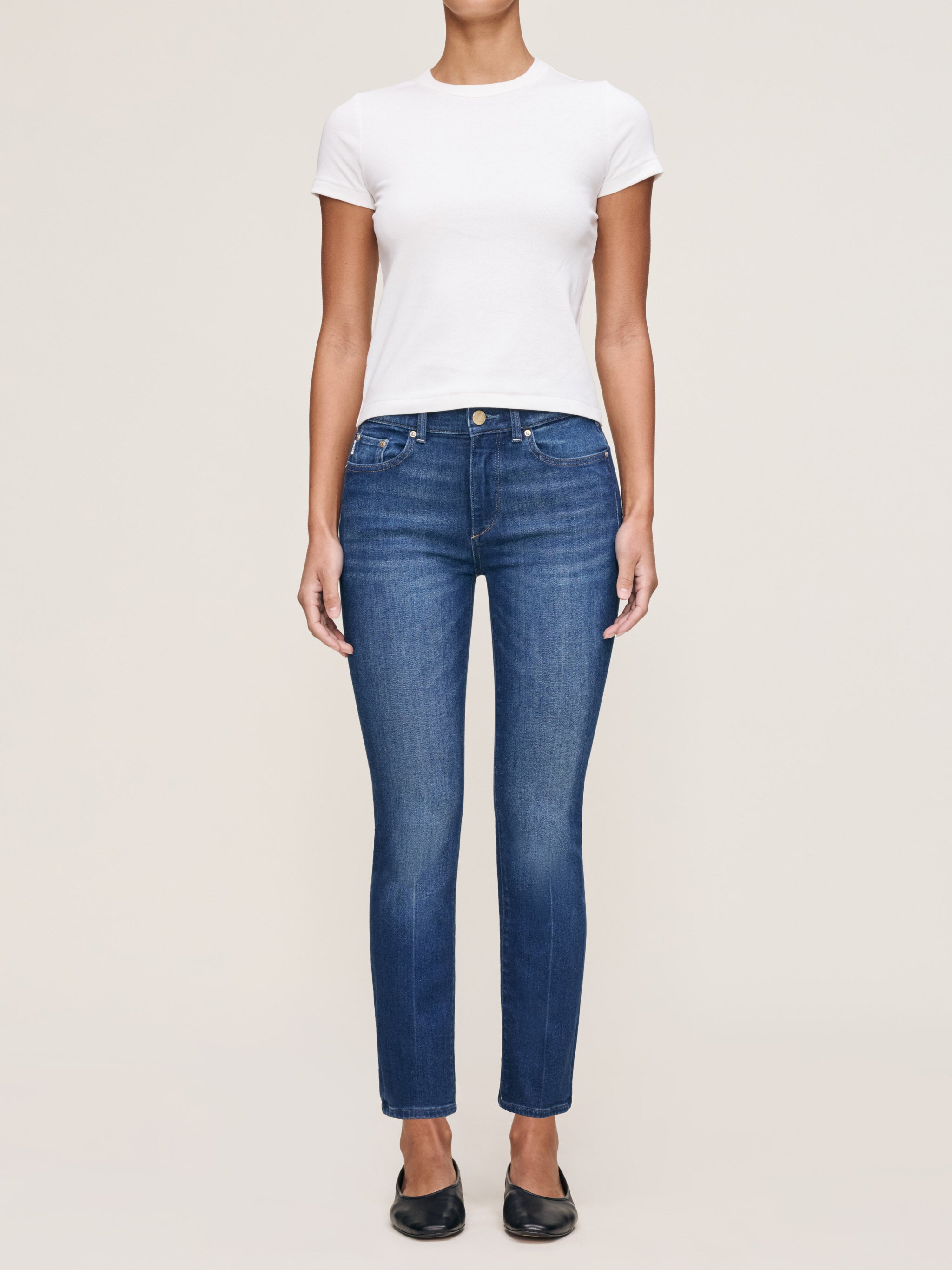 Mara Straight Mid Rise Instasculpt™ Ankle Jeans | Santa Monica
