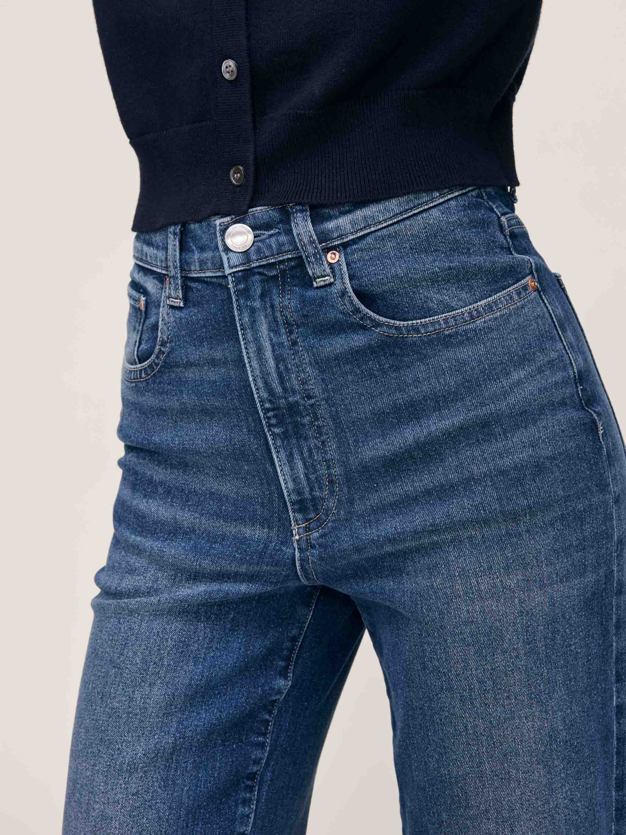 women's wide leg blue jean