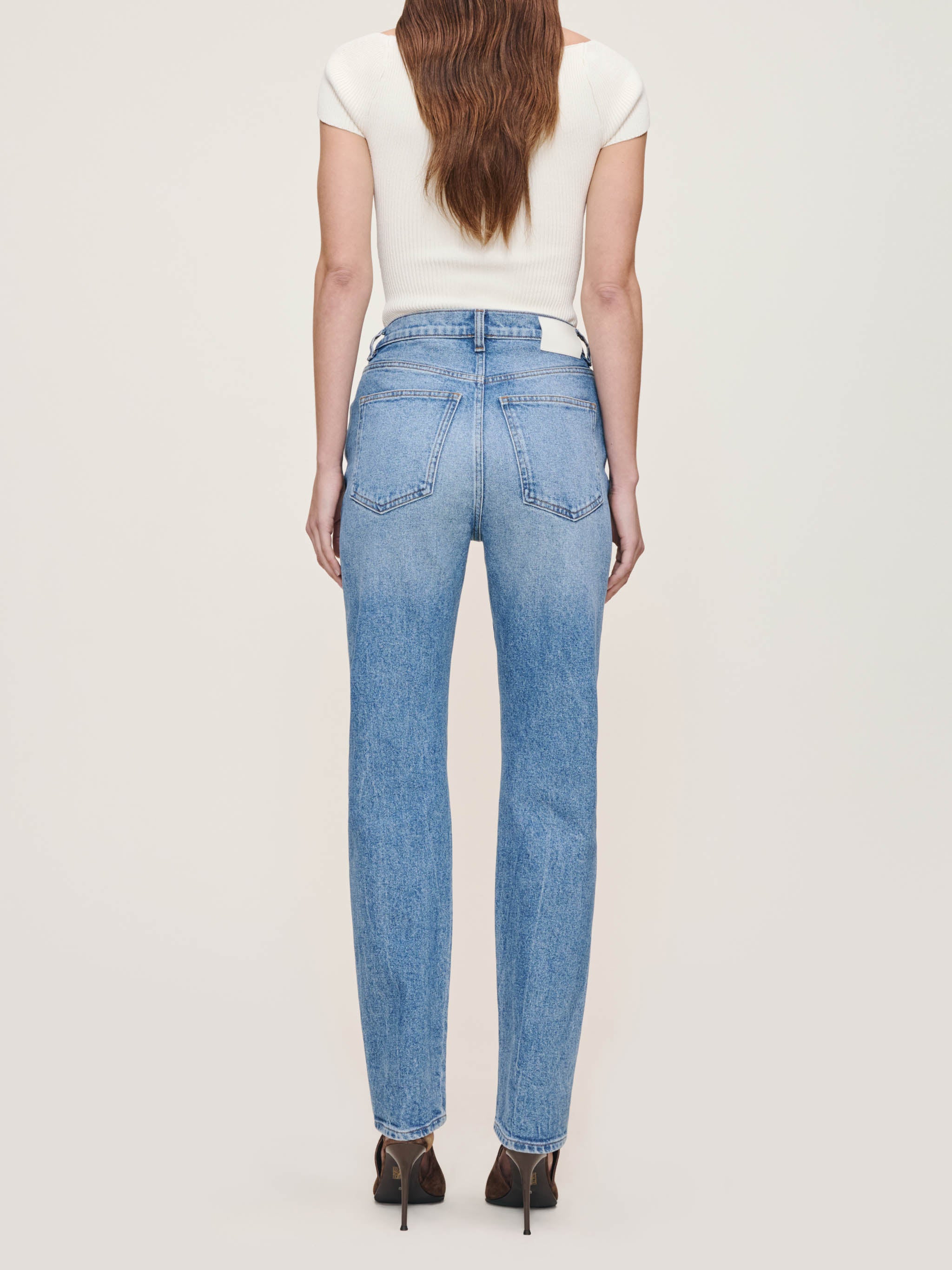 women's cigarette blue jeans