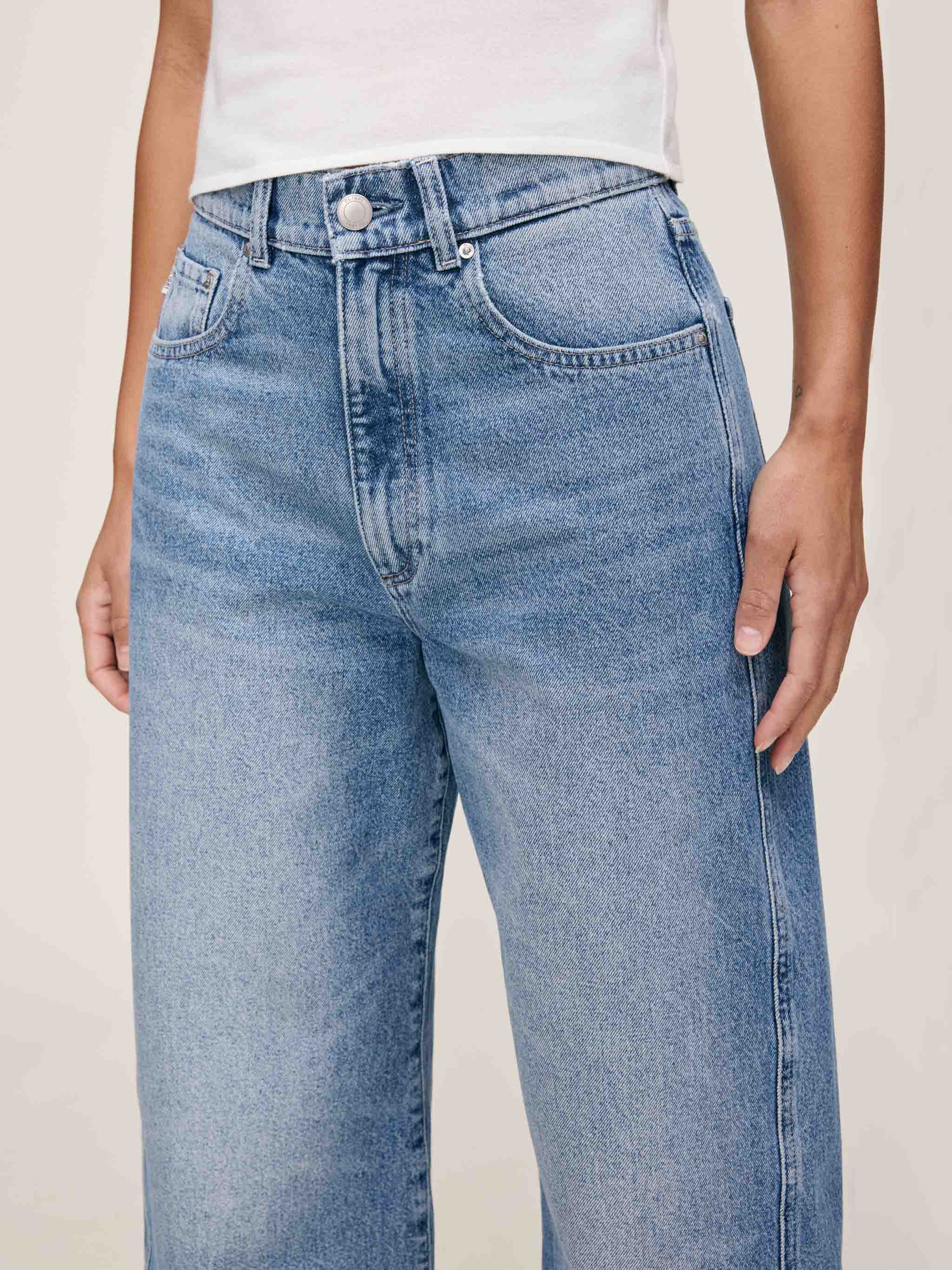 women's barrel blue jean