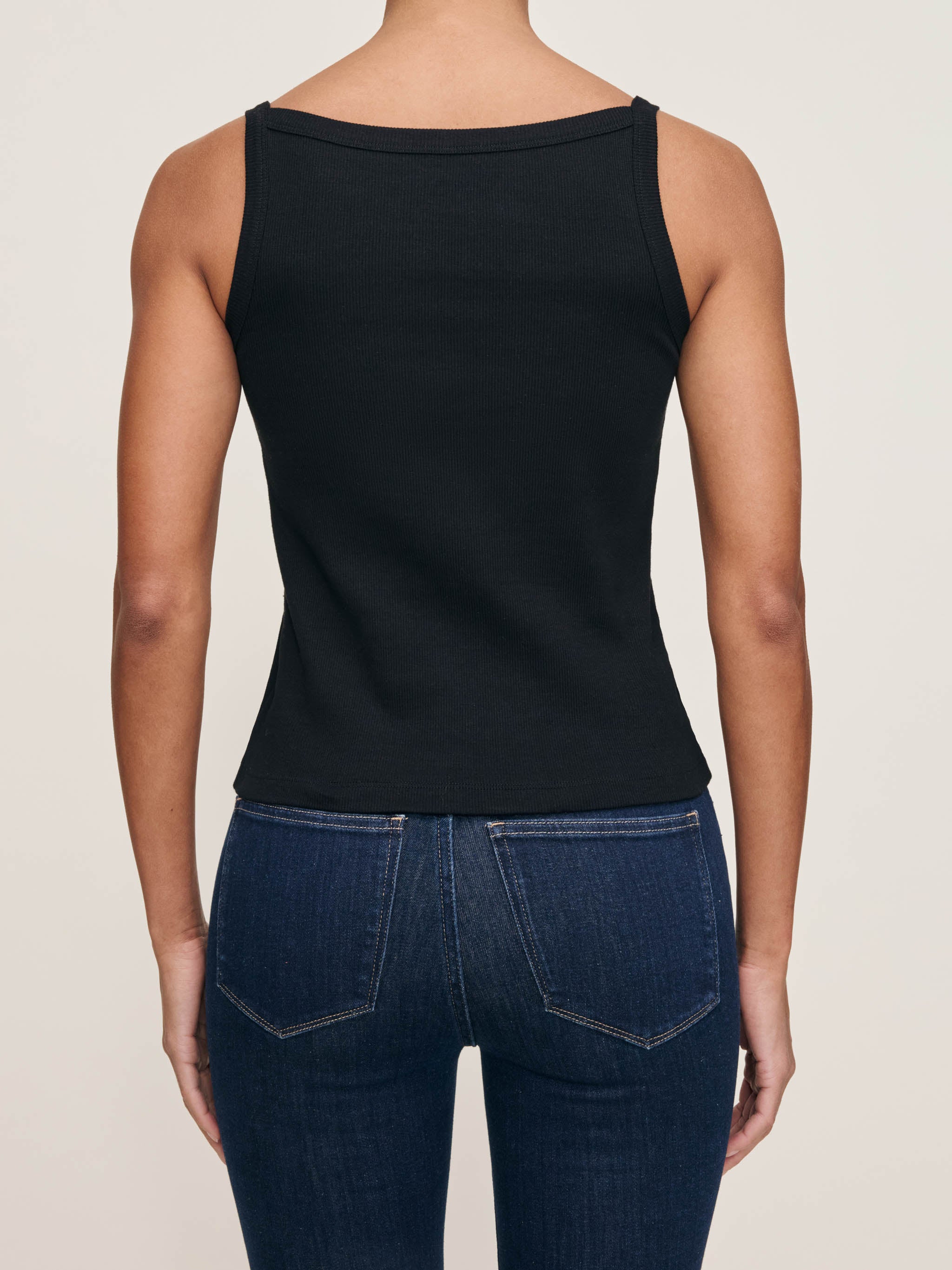women's tank black