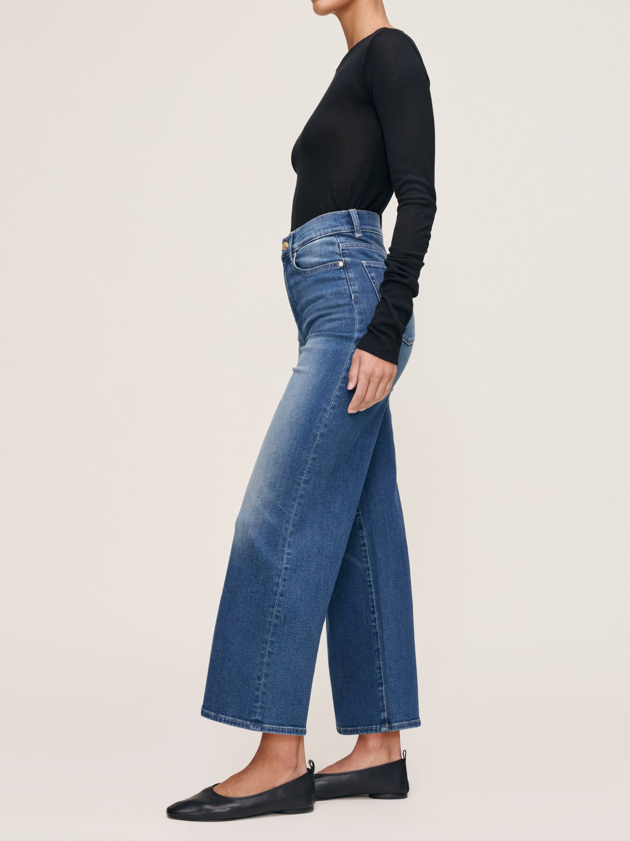 women's wide leg blue jean