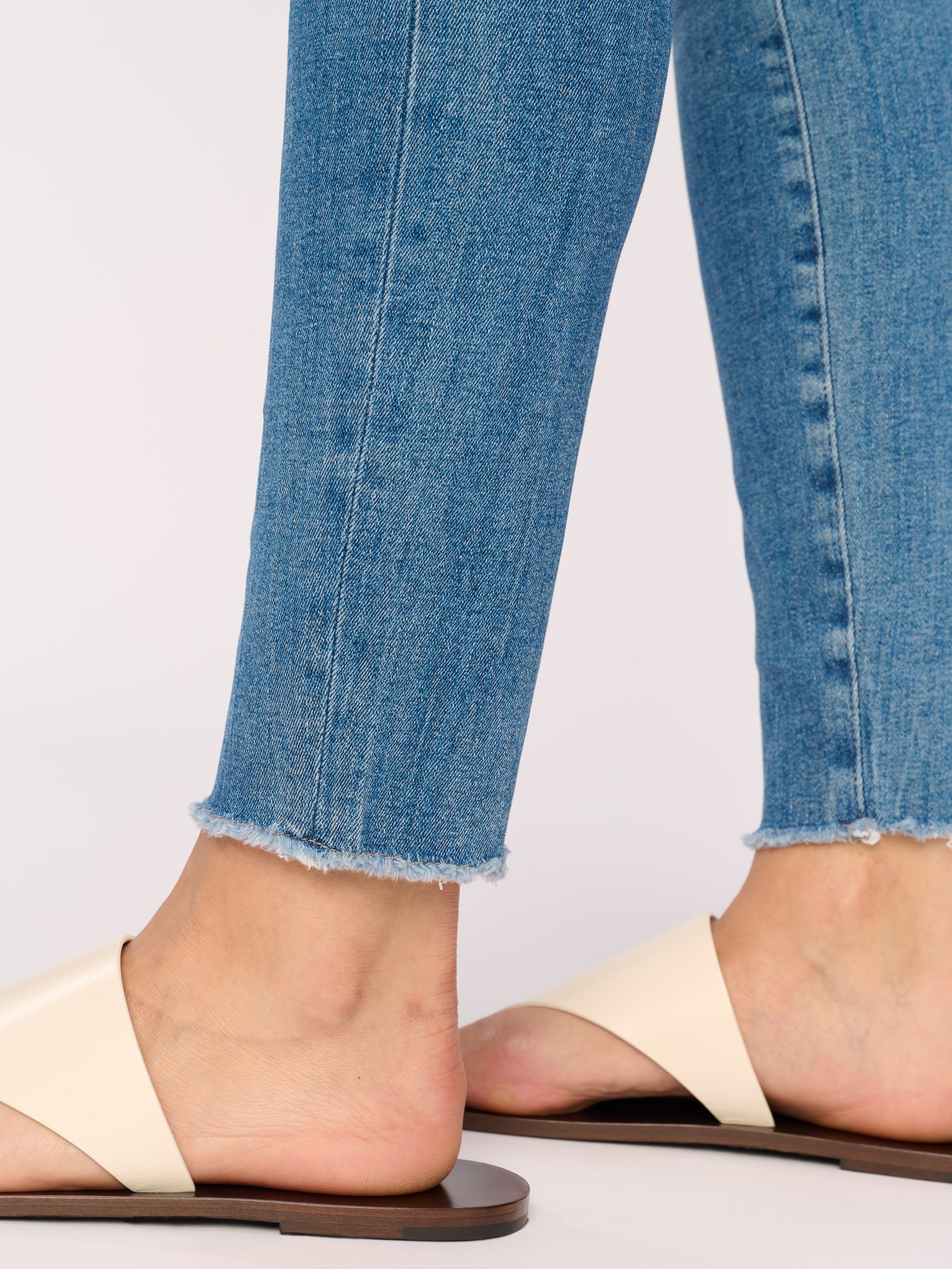 Florence Skinny Mid Rise Instasculpt Ankle | Island Park