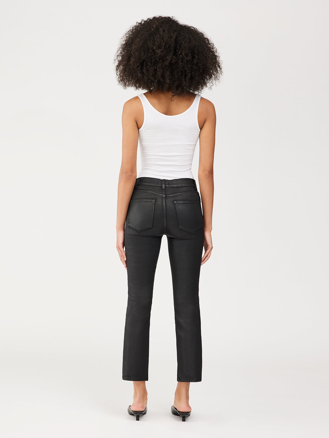 Mara Straight: Mid Rise Instasculpt Ankle | Black Coated