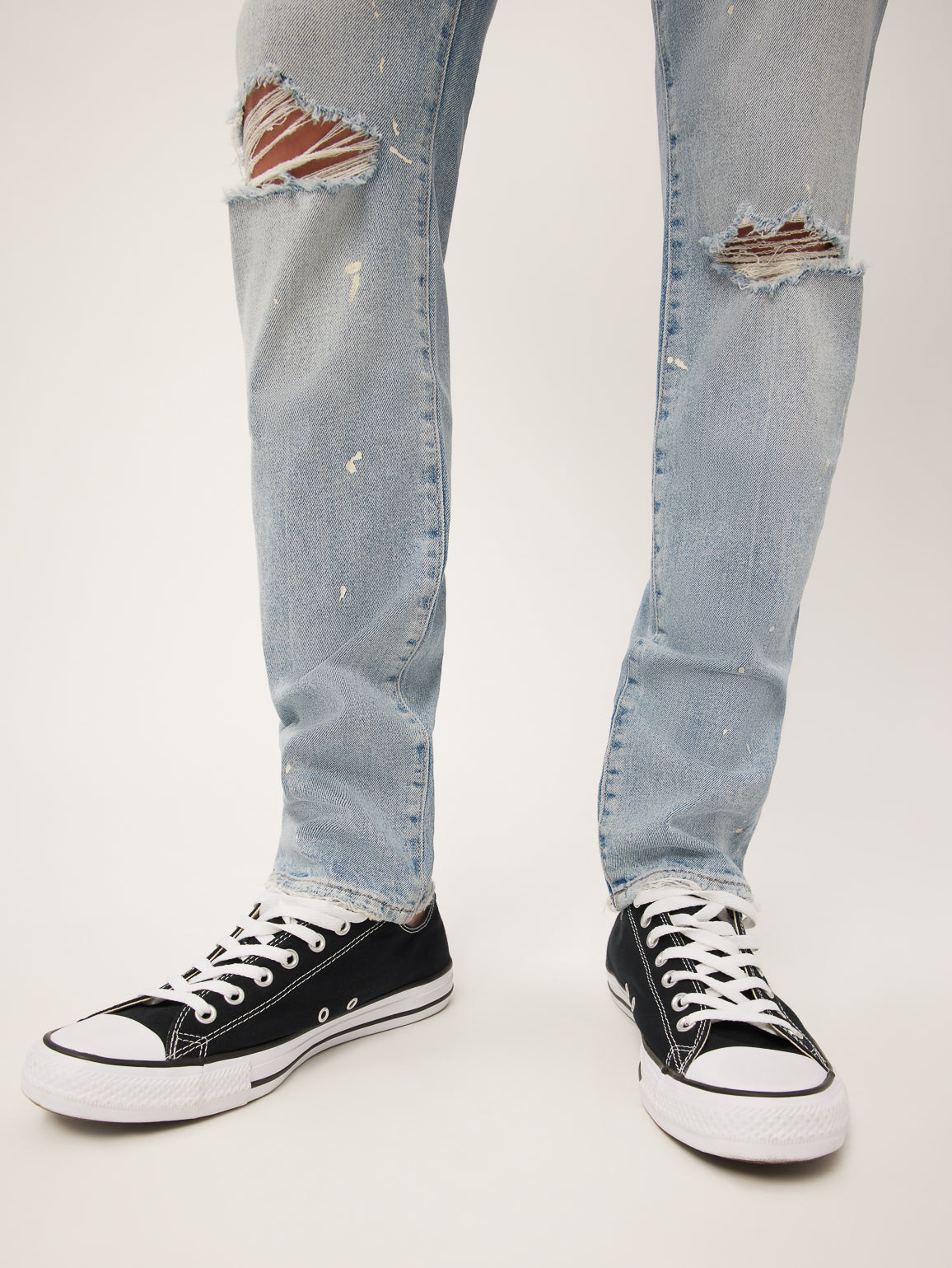 Theo Relaxed Tapered | Light Indigo Distressed