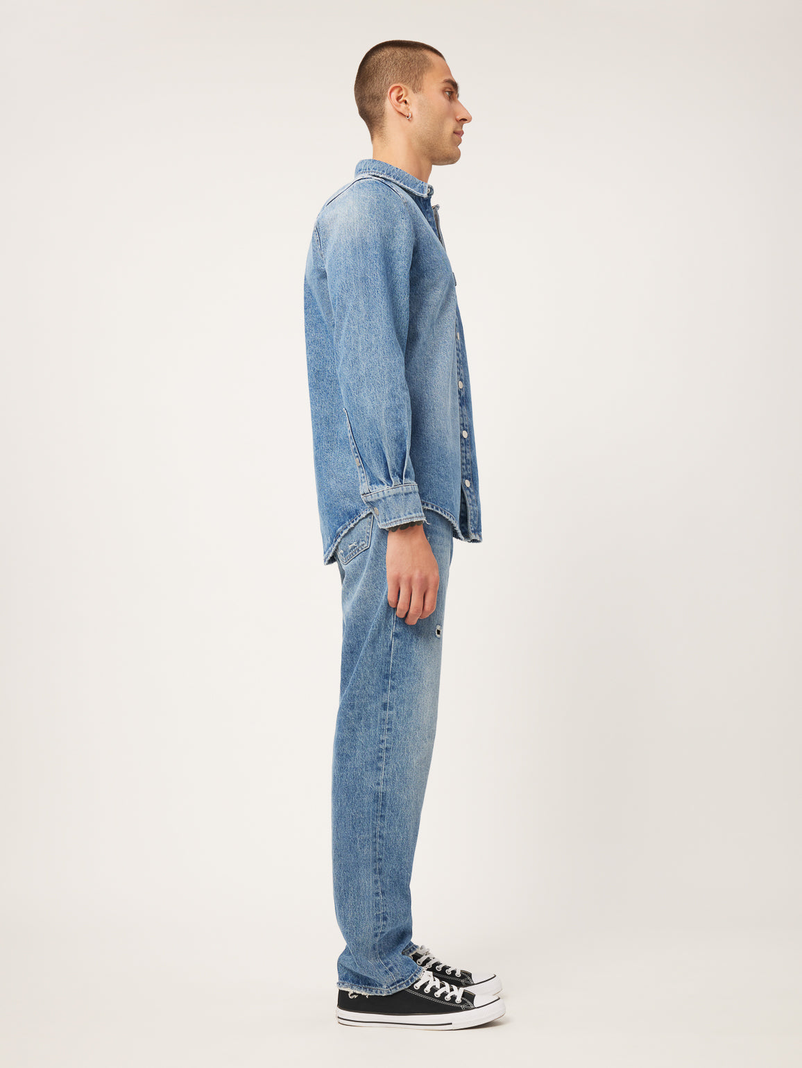 Noah Tapered Straight | Indigo Distressed