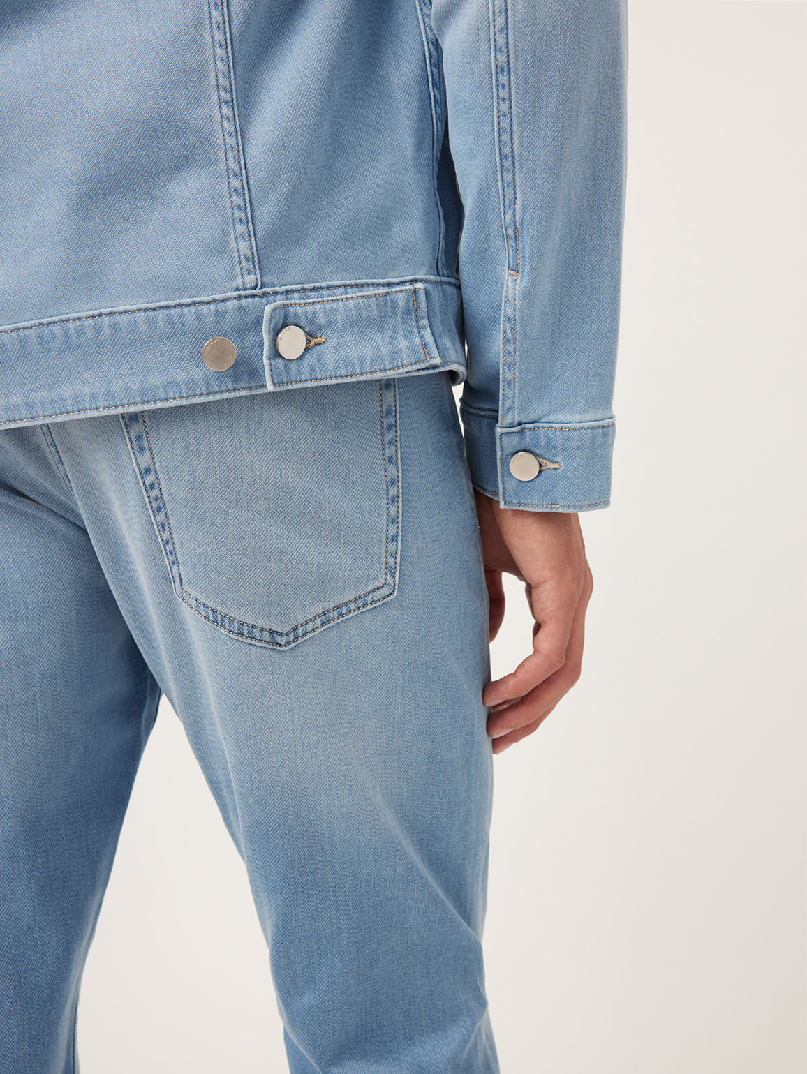 Russell Slim Straight | Salton