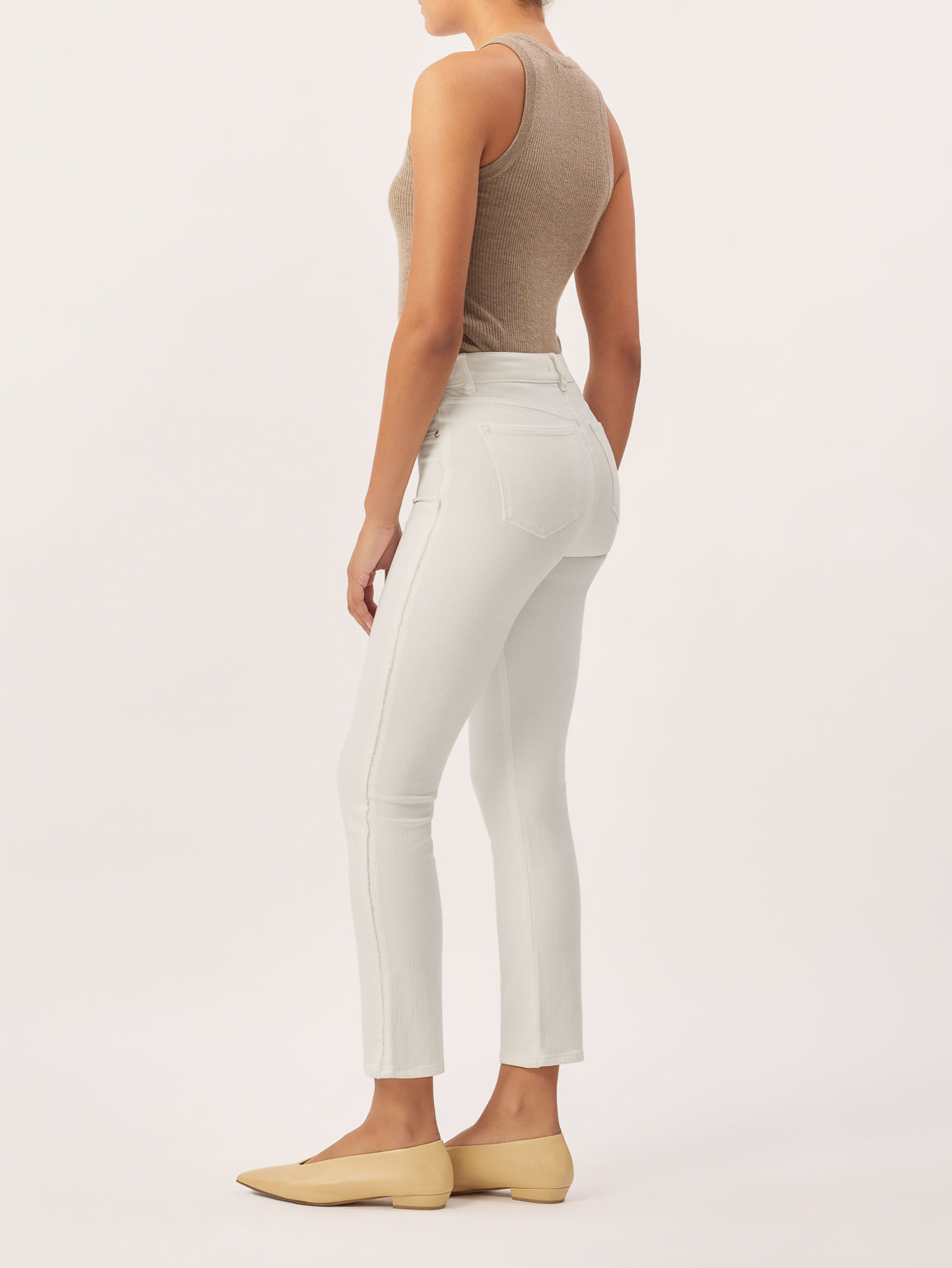 Mara Straight Mid Rise Instasculpt Ankle | White Frayed