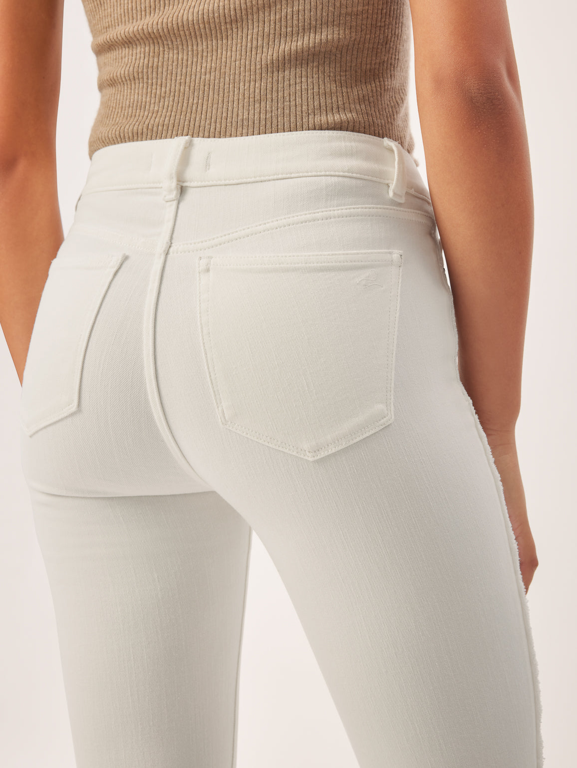 Mara Straight Mid Rise Instasculpt Ankle | White Frayed