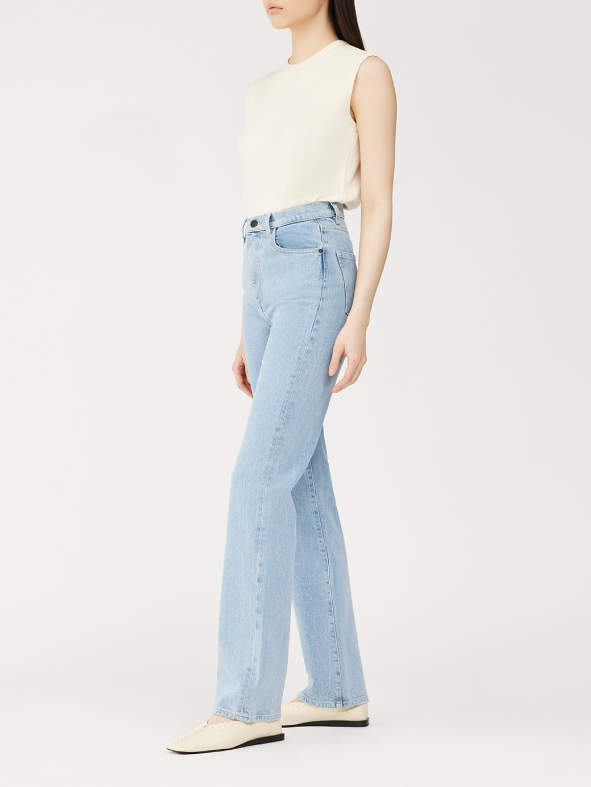 Ella Straight: Ultra High Rise Vintage 32